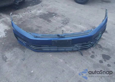 2017 Volkswagen Passat 1.8T R-Line z USA, uszkodzony, nr VIN 1VWDT7A37HC059533